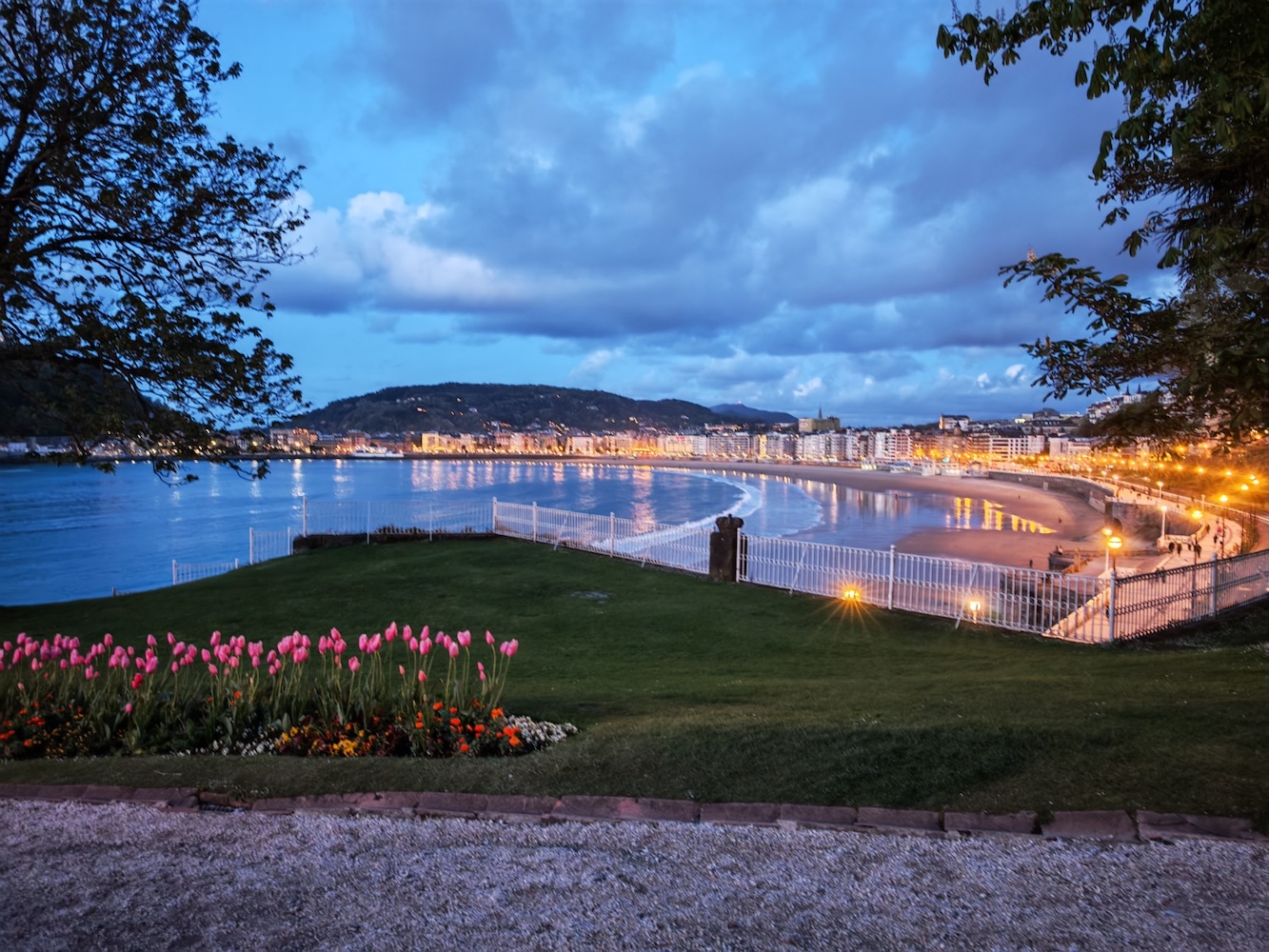 Bahía de La Concha al anochecer, San Sebastián